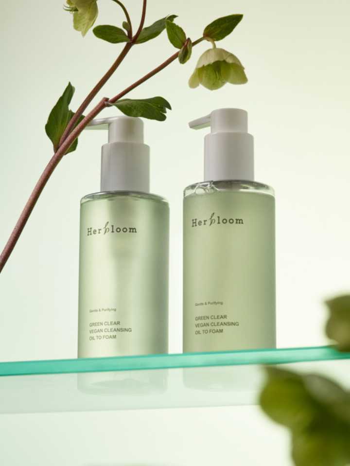 Green Clear Vegan Cleansing Oil to Foam (Makiyaj Təmizləmə Yağı)