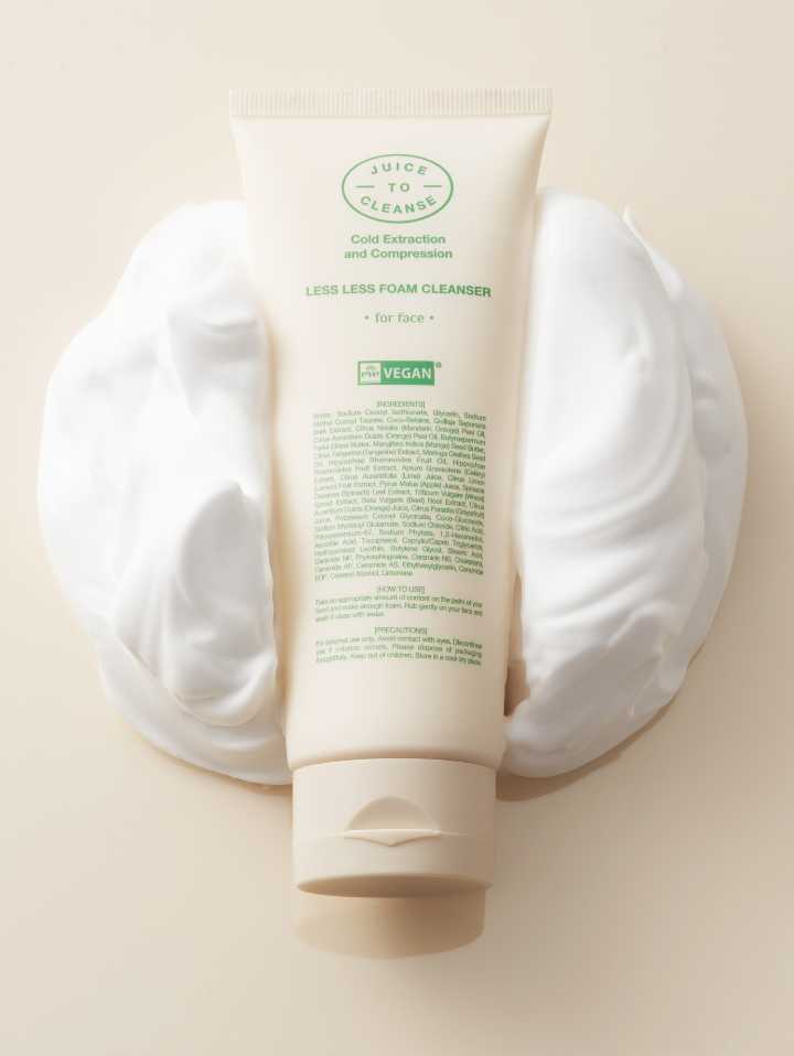Less Less Foam Cleanser (Köpüklü Üz Təmizləyici)