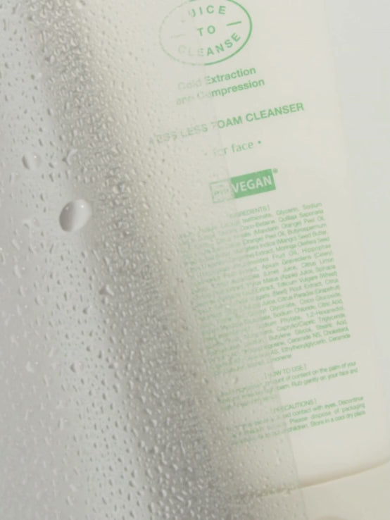 Less Less Foam Cleanser (Köpüklü Üz Təmizləyici)
